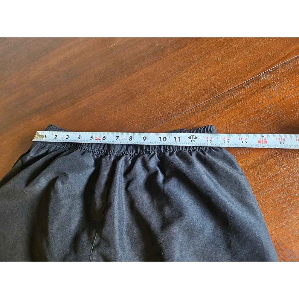 Nike Running Shorts Mens Medium Black Mesh Liner Elastic Waist Pockets Athletic